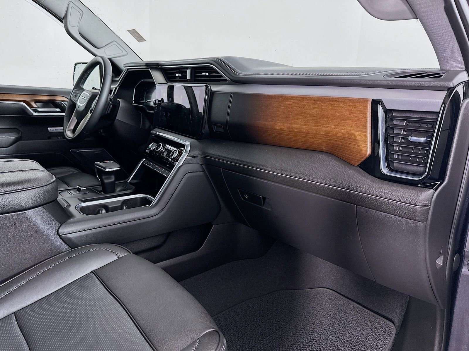 Used 2023 GMC Sierra 1500 Denali w/ Denali Reserve Package image 32