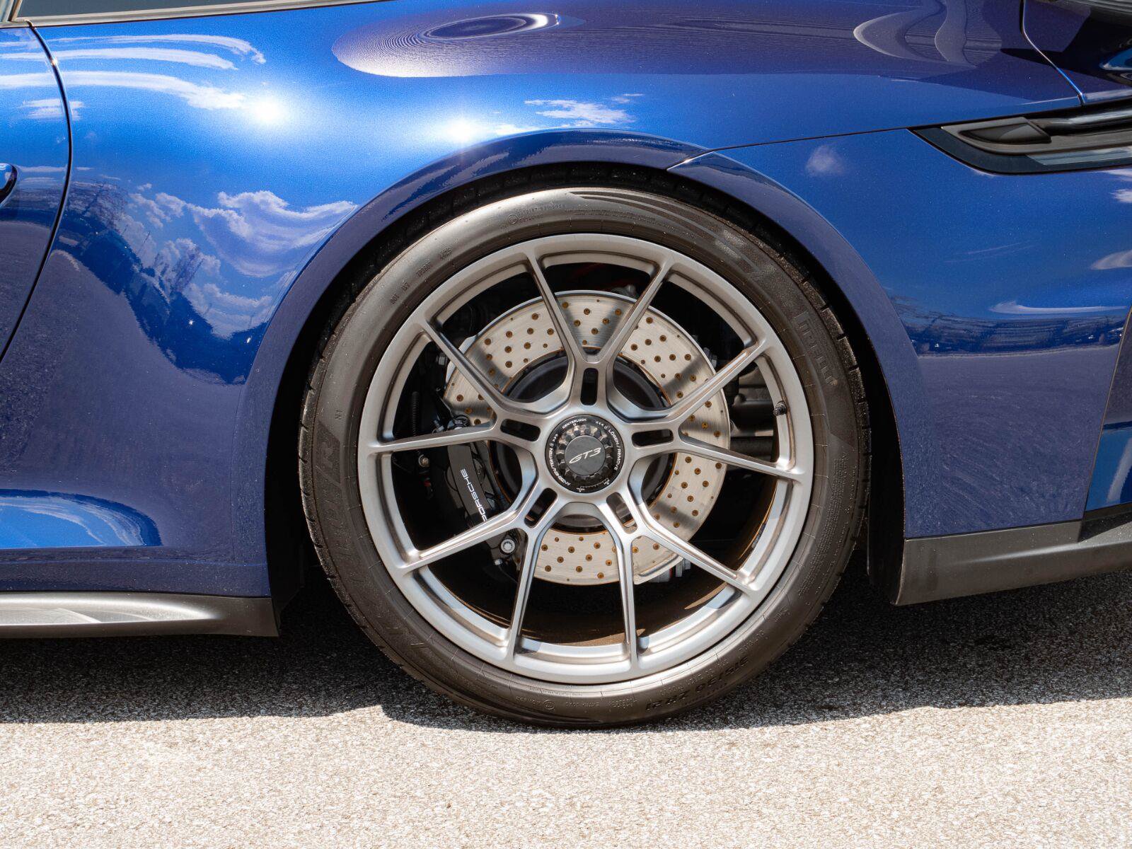 Used 2026 Porsche 911 GT3 RWD image 31