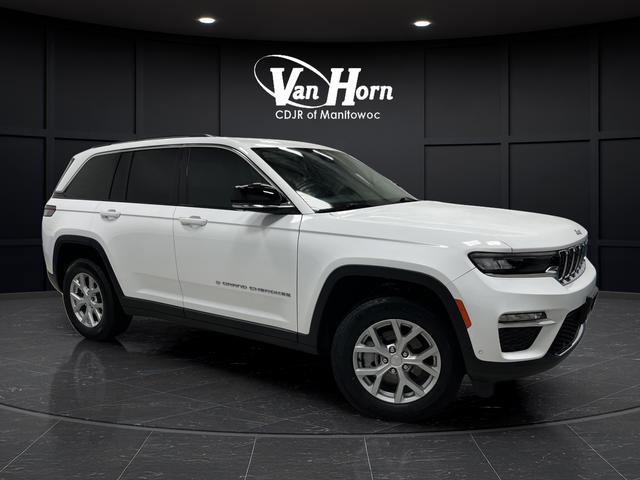 Used 2023 Jeep Grand Cherokee Limited w/ Luxury Tech Group II image 39