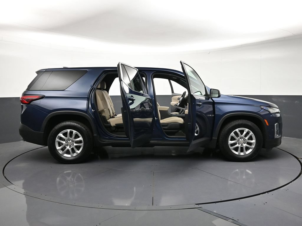 Certified 2023 Chevrolet Traverse LS AWD/4WD image 33