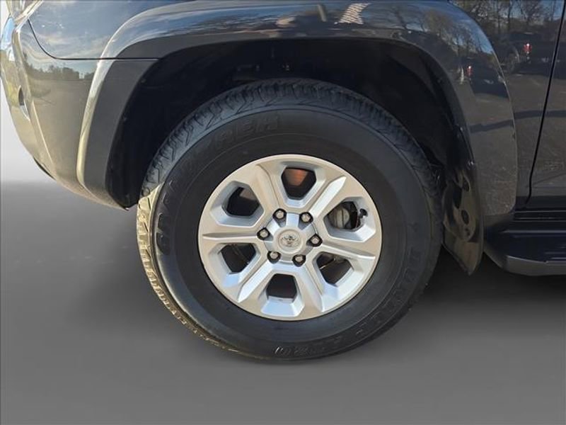 Used 2024 Toyota 4Runner SR5 image 9