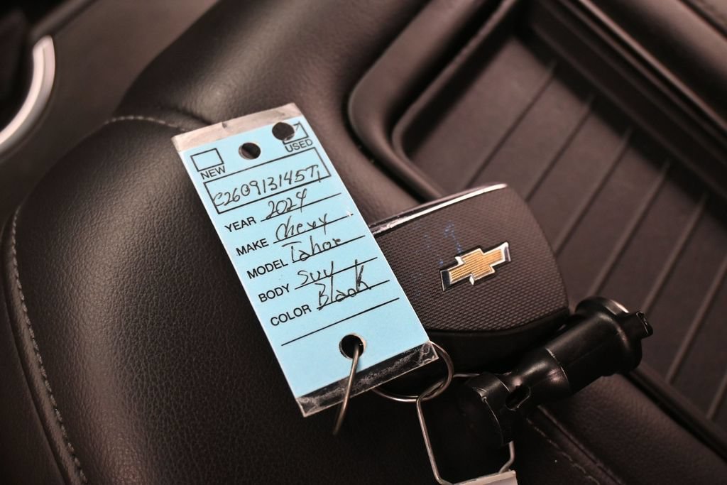 Used 2024 Chevrolet Tahoe LT AWD/4WD image 29