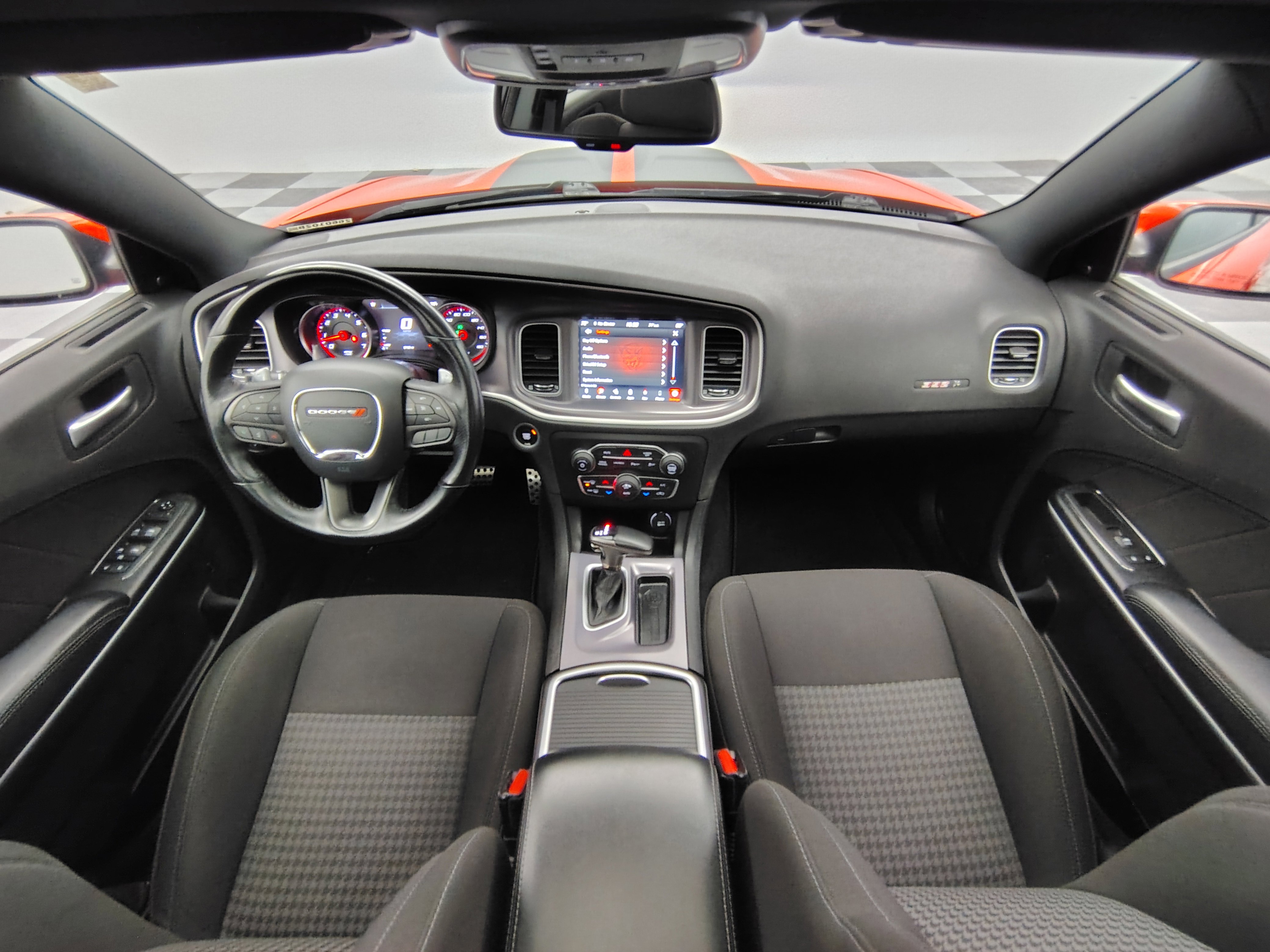 Used 2020 Dodge Charger Scat Pack w/ Driver Convenience Group image 2