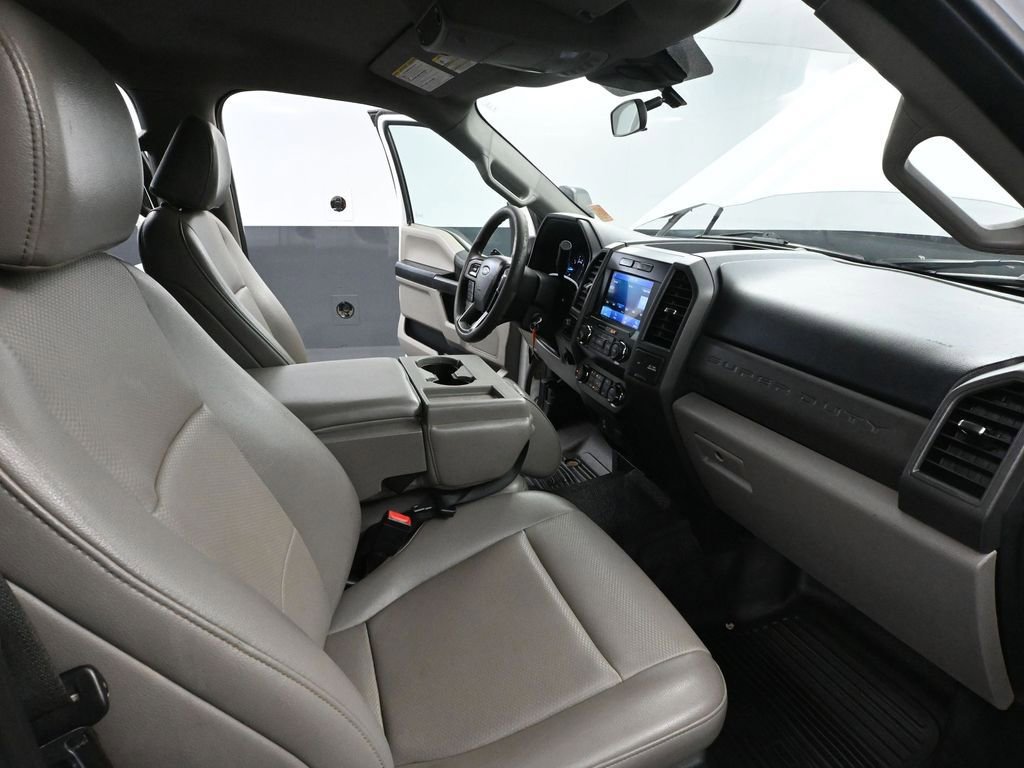 Used 2021 Ford F250 XL w/ Power Equipment Group image 41
