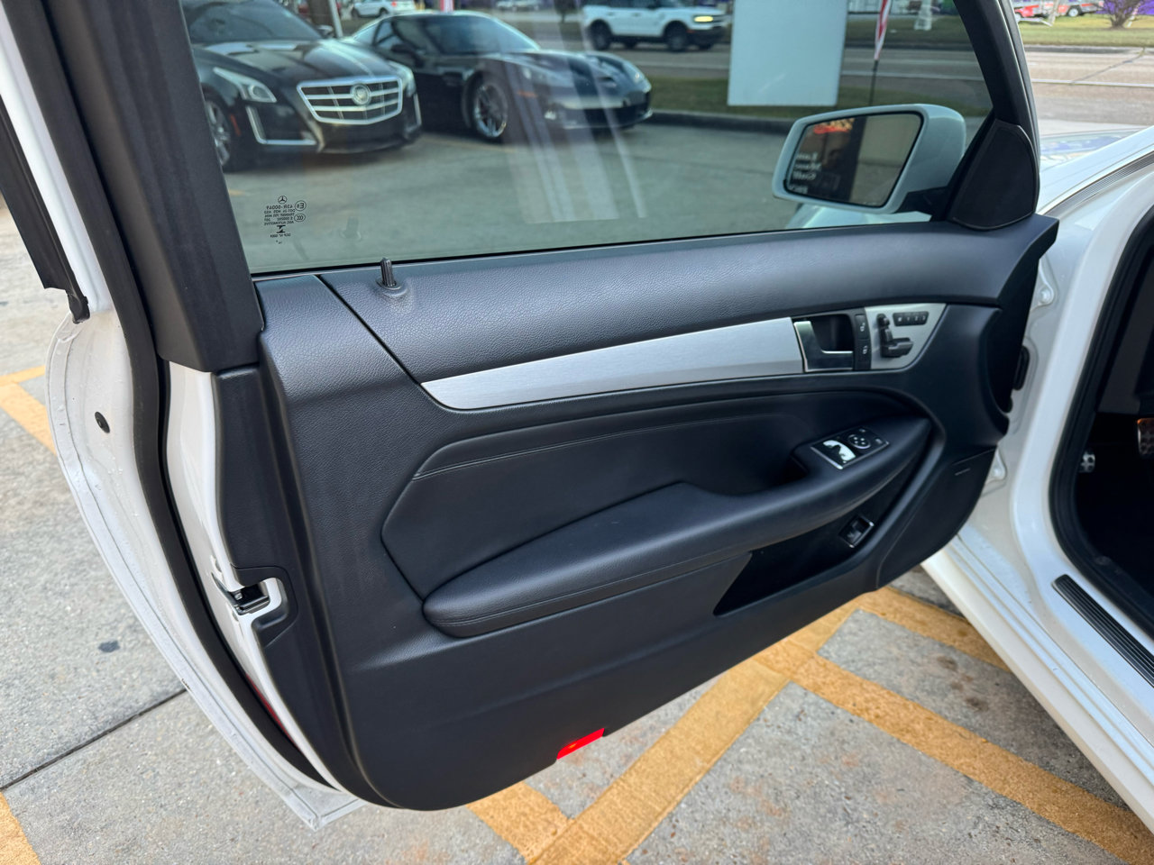 Used 2015 Mercedes-Benz C 250 Coupe image 26