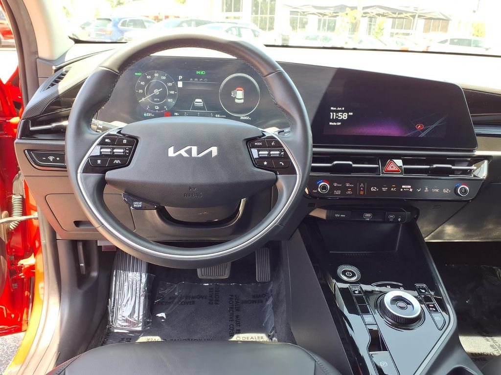 Used 2023 Kia Niro Wind FWD image 12