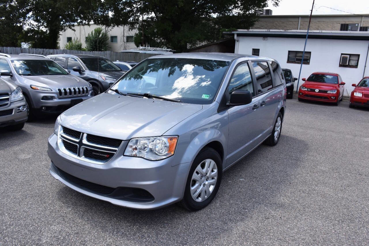 Used 2019 Dodge Grand Caravan SE