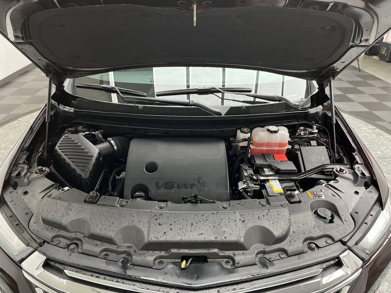 Certified 2023 Chevrolet Traverse LT w/ LPO, Floor Liner Package AWD/4WD image 30