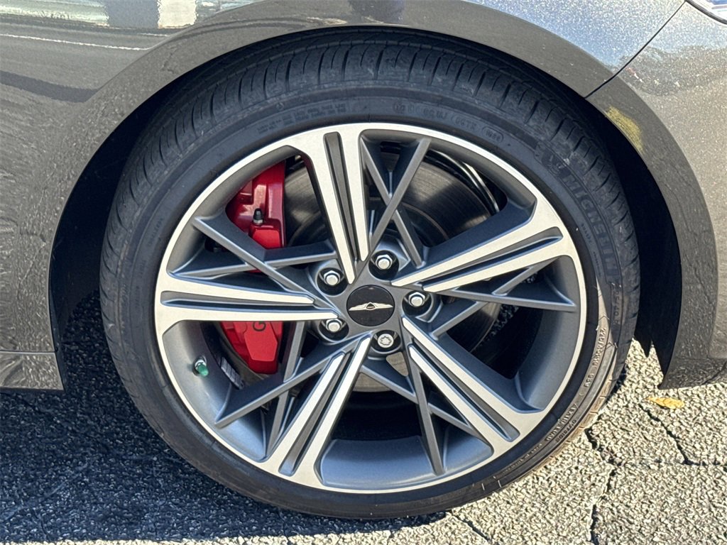 Used 2025 Genesis G70 3.3T Advanced w/ Sport Prestige Package image 12