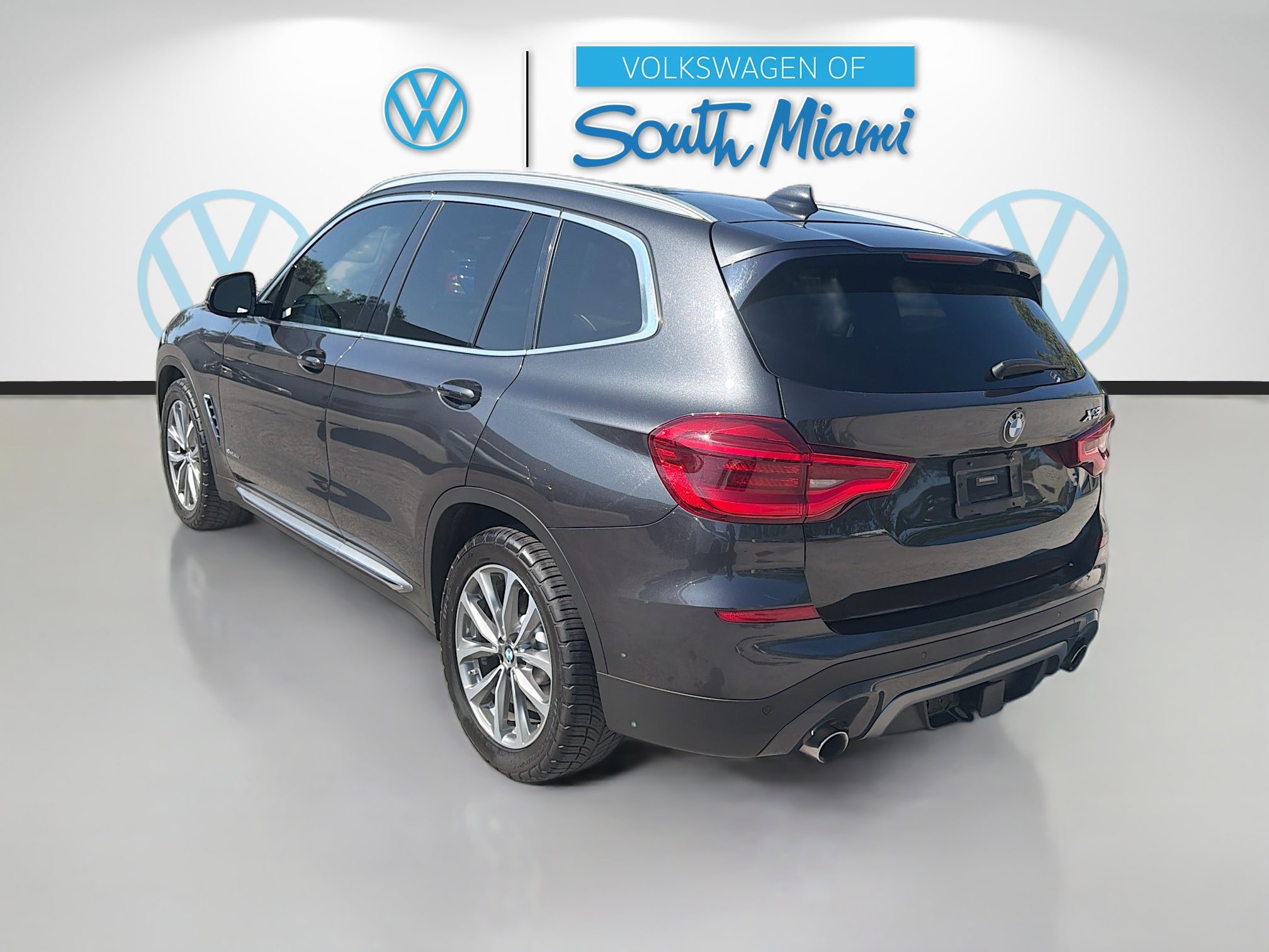 Used 2018 BMW X3 xDrive30i w/ Convenience Package AWD/4WD image 5