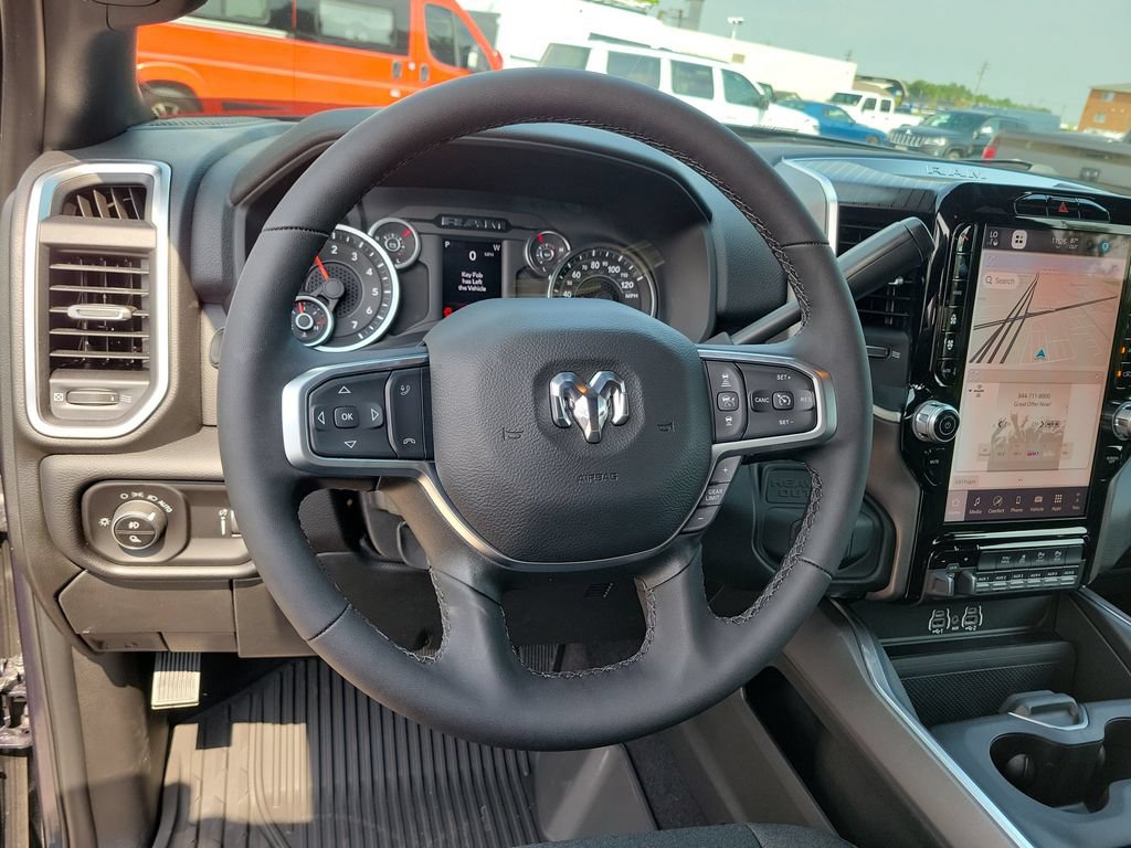 New 2026 RAM 2500 Big Horn AWD/4WD image 15