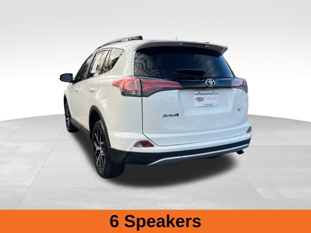 Used 2016 Toyota RAV4 SE image 3