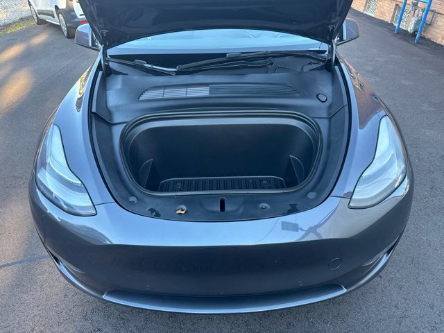 Used 2021 Tesla Model Y Long Range AWD/4WD image 24