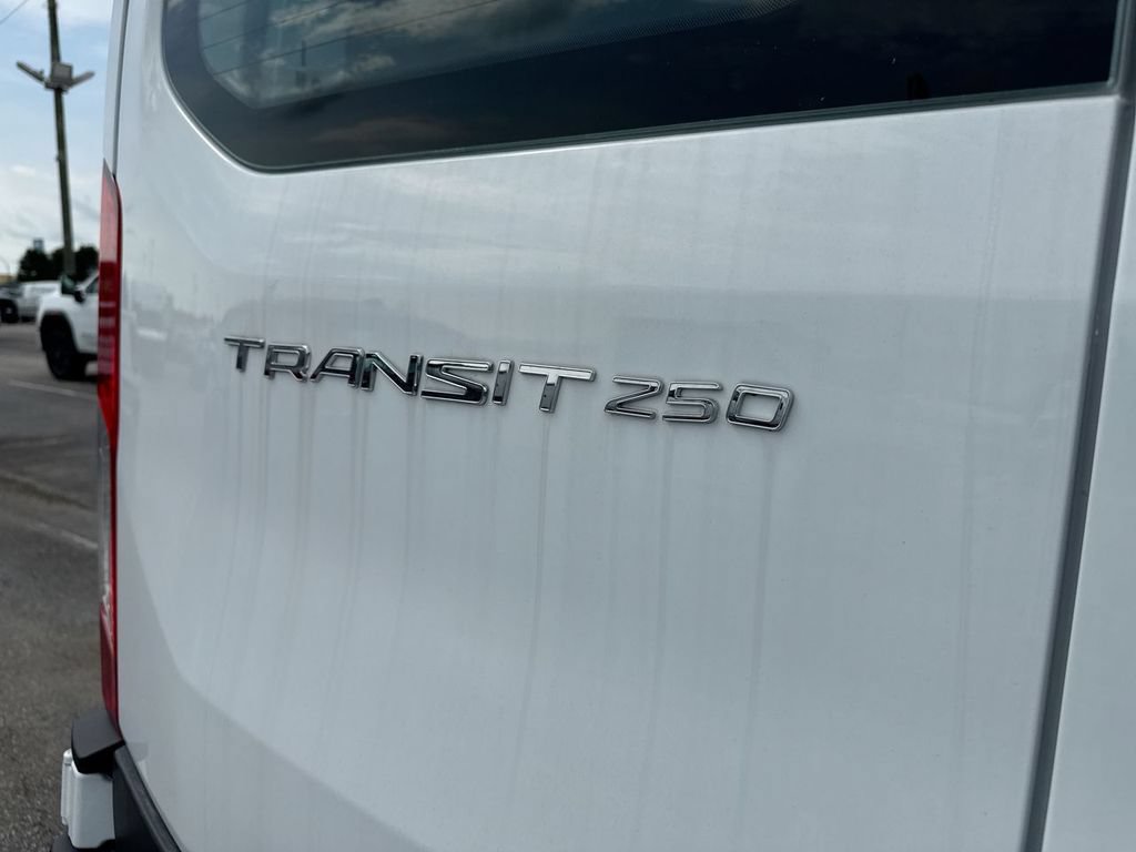 Used 2025 Ford Transit 250 Low Roof w/ Exterior Upgrade Package RWD image 9