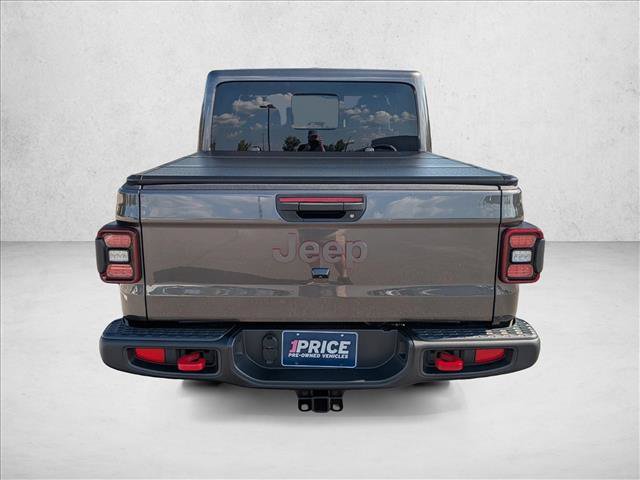 Used 2025 Jeep Gladiator Rubicon w/ Convenience Group AWD/4WD image 6