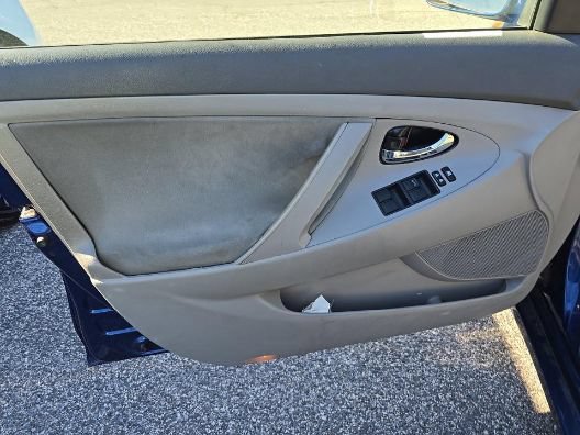 Used 2007 Toyota Camry LE FWD image 4
