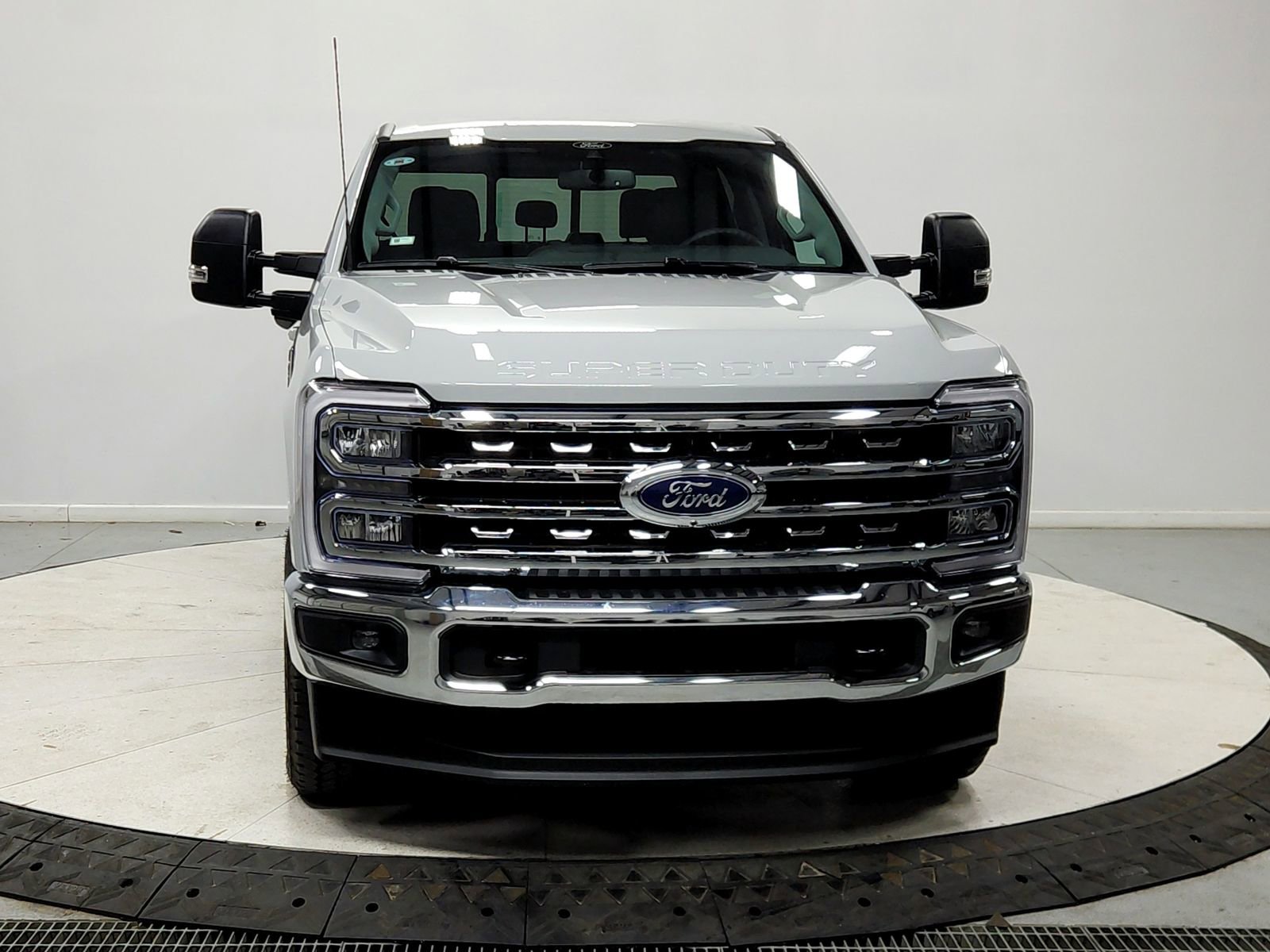 New 2026 Ford F250 XLT w/ XLT Premium Package image 2