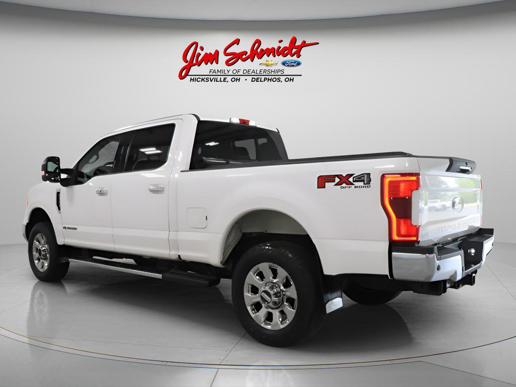 Used 2017 Ford F350 Lariat w/ Lariat Ultimate Package AWD/4WD image 4