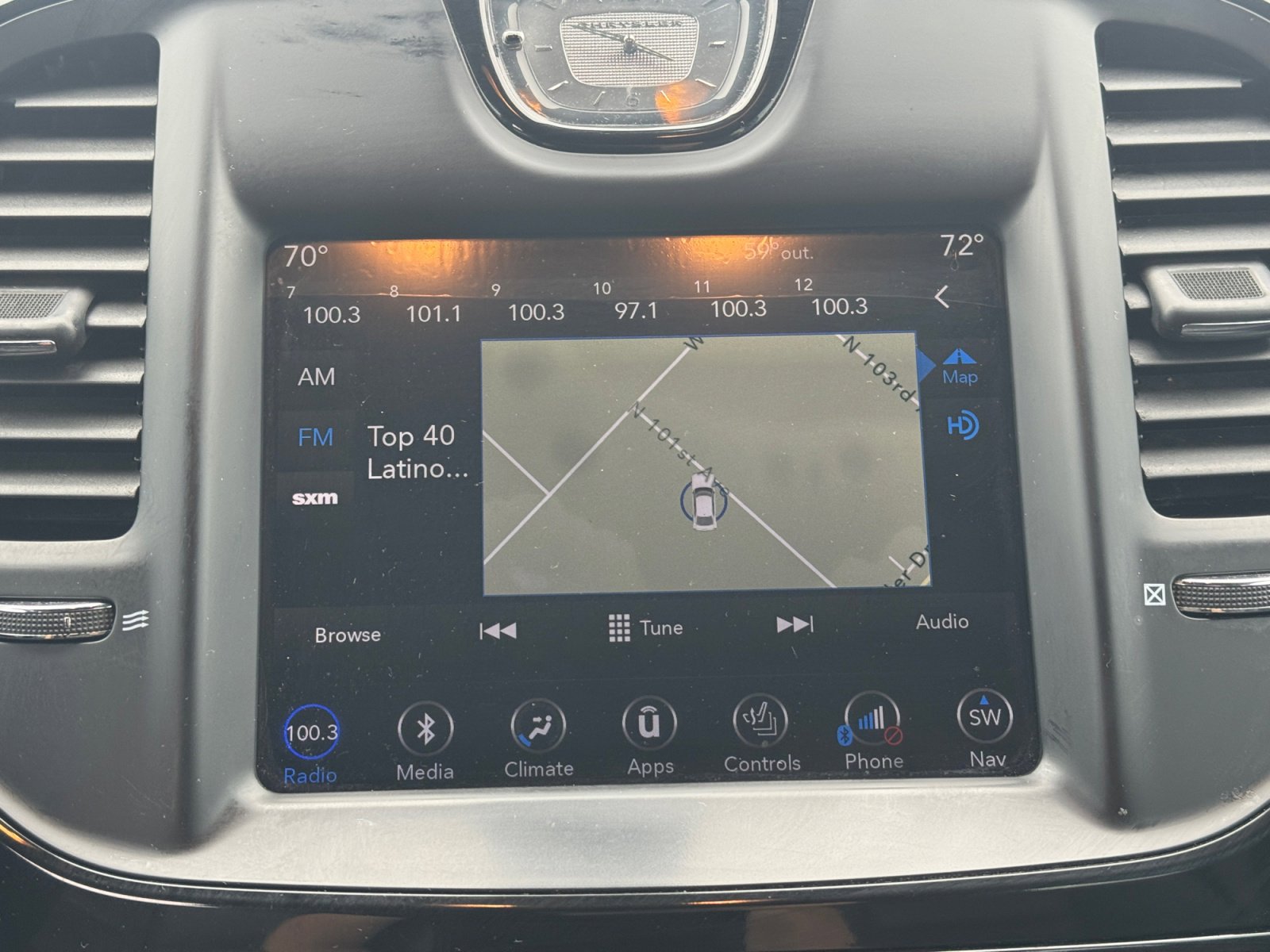 Used 2018 Chrysler 300 S w/ 300S Premium Group image 23