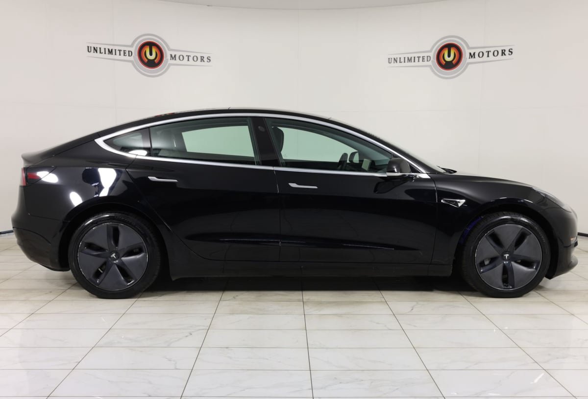 Used 2020 Tesla Model 3 Performance AWD/4WD image 2