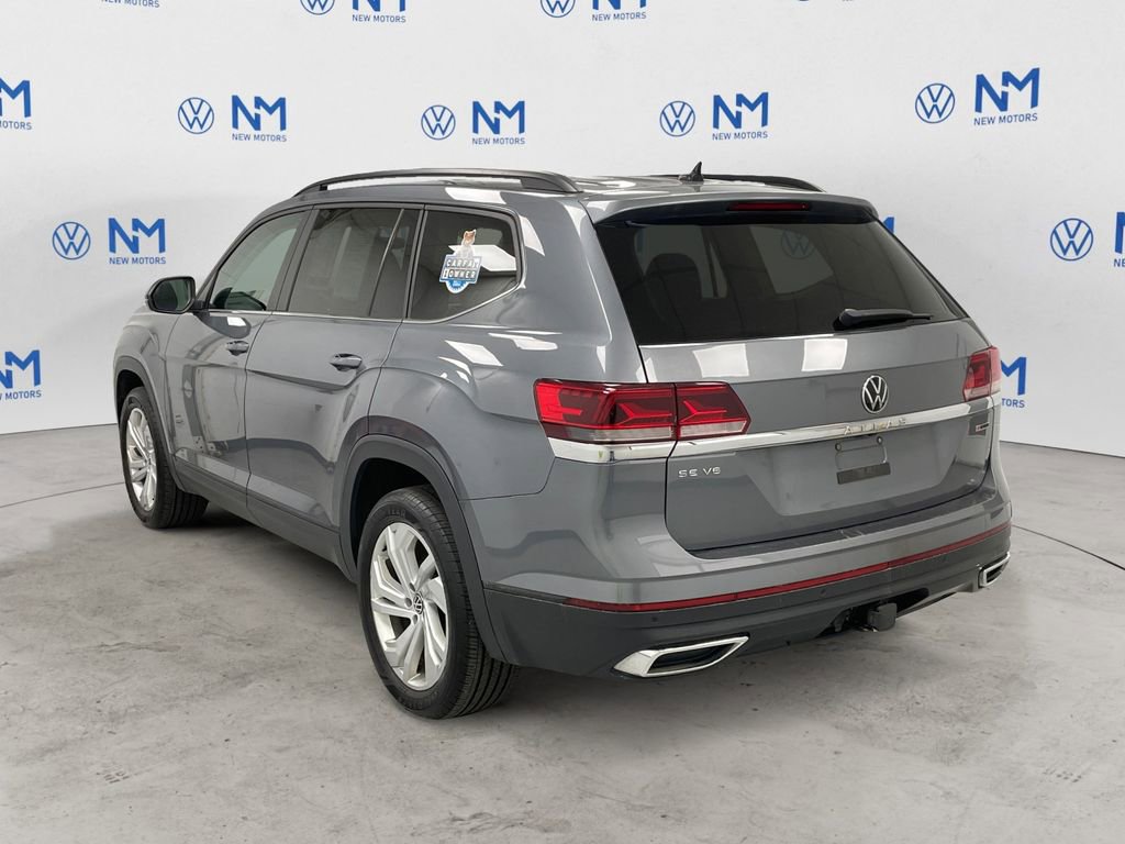 Used 2022 Volkswagen Atlas SE image 2