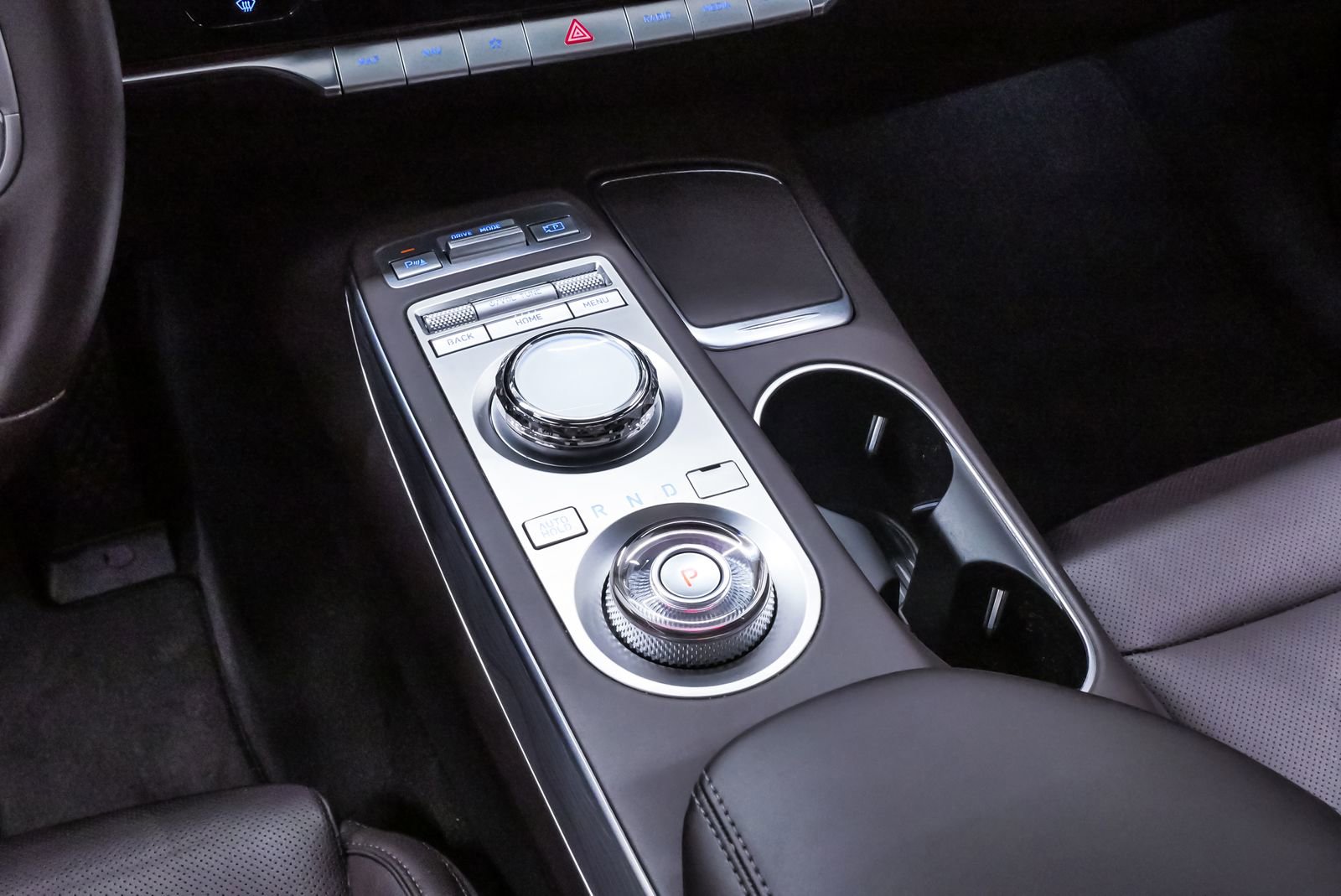 Certified 2023 Genesis GV70 2.5T Advanced w/ Advanced Package image 19