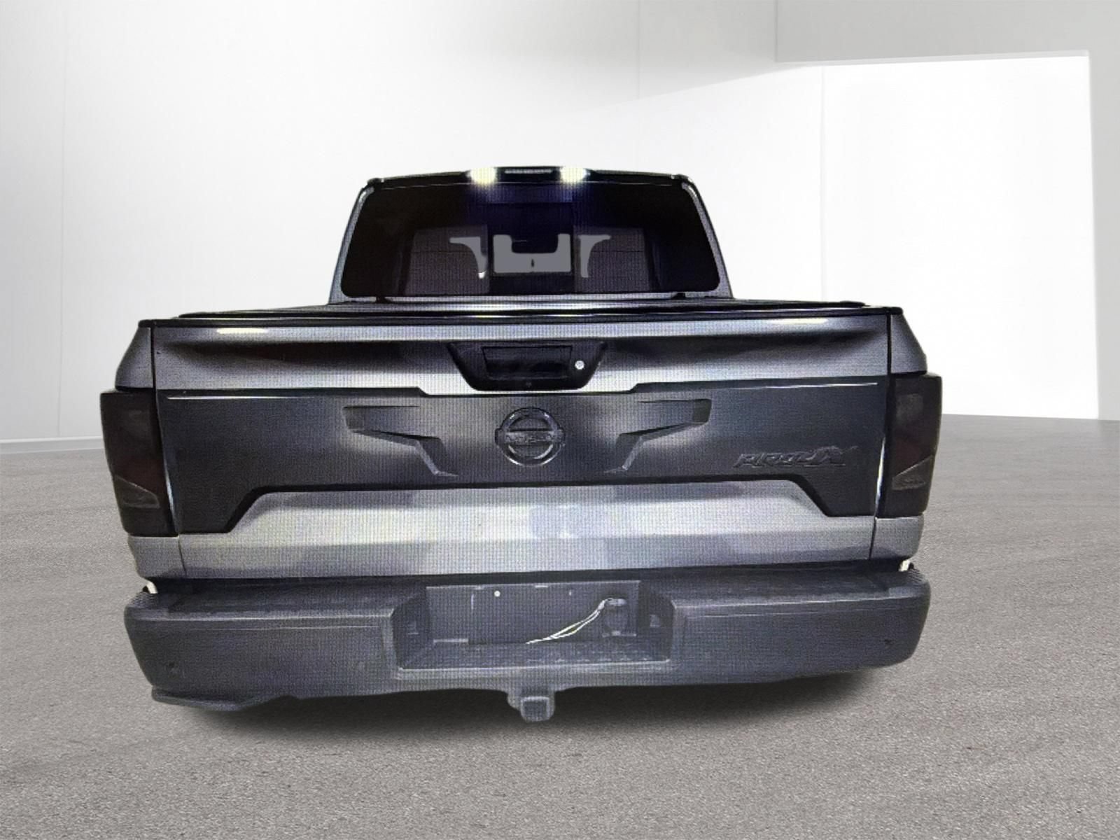 Used 2021 Nissan Titan PRO-4X w/ Pro-4x Convenience Package AWD/4WD image 17