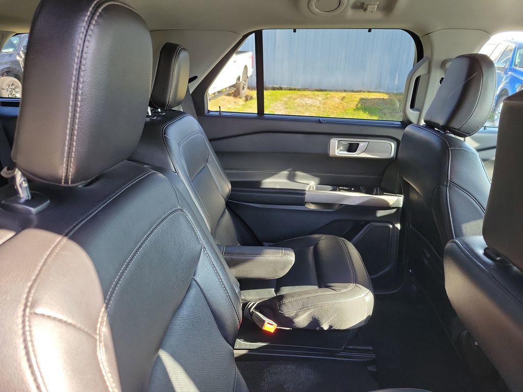 Used 2023 Ford Explorer Limited w/ Equipment Group 301A image 35