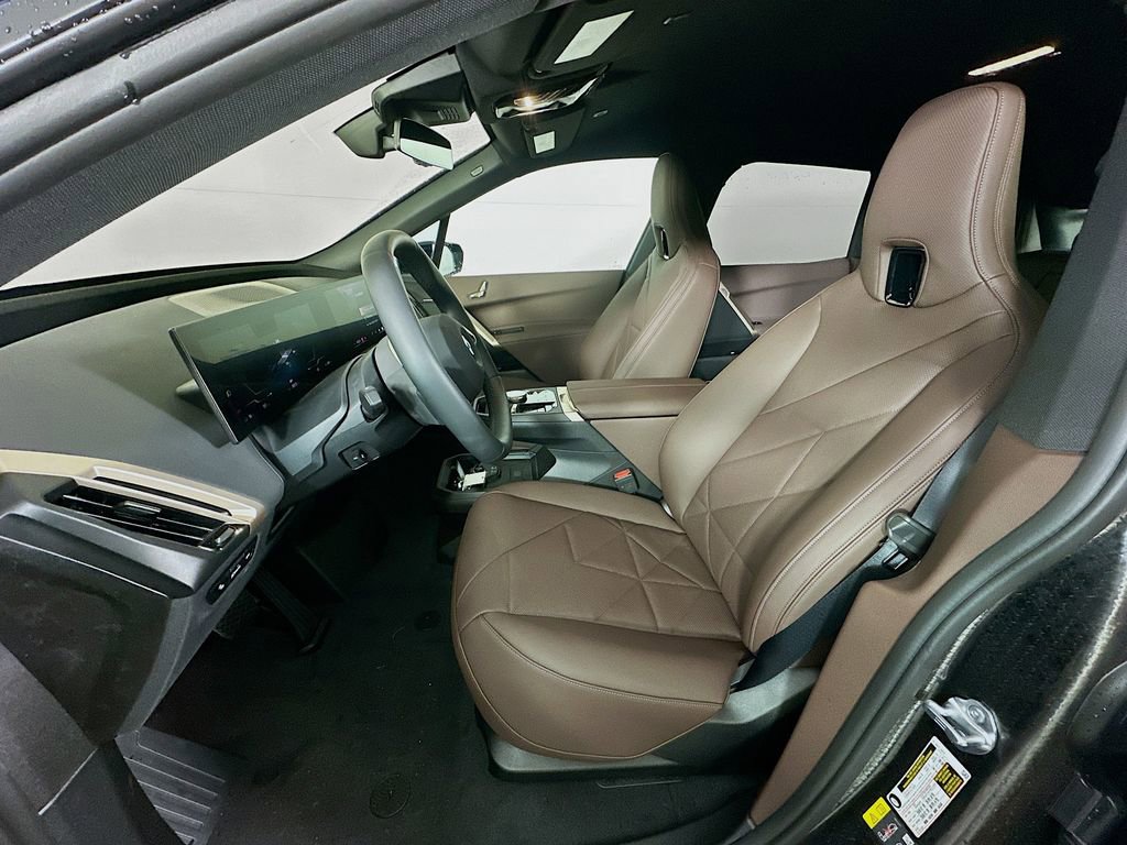 New 2026 BMW iX xDrive45 image 28