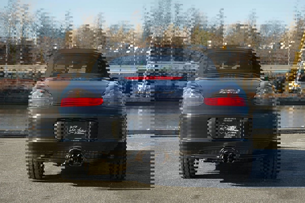 Used 2004 Porsche Boxster S image 37