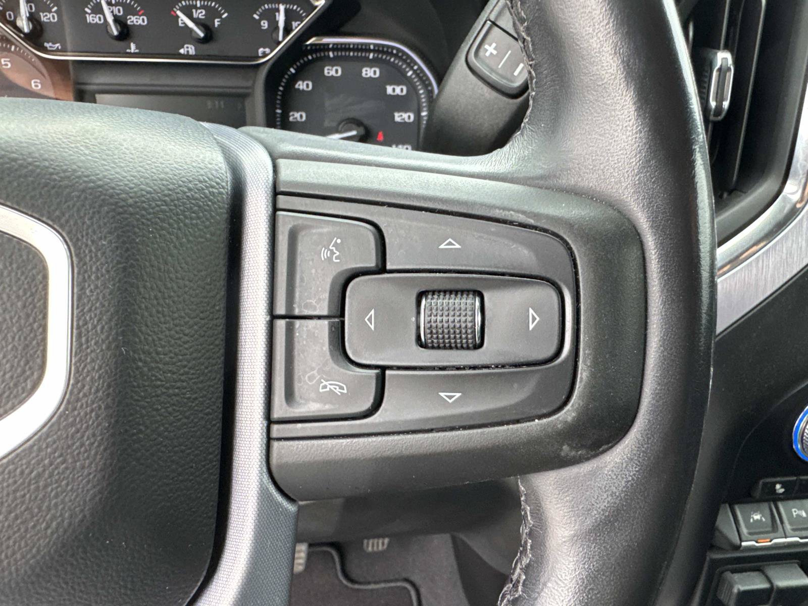Used 2019 GMC Sierra 1500 SLT w/ SLT Premium Plus Package AWD/4WD image 36