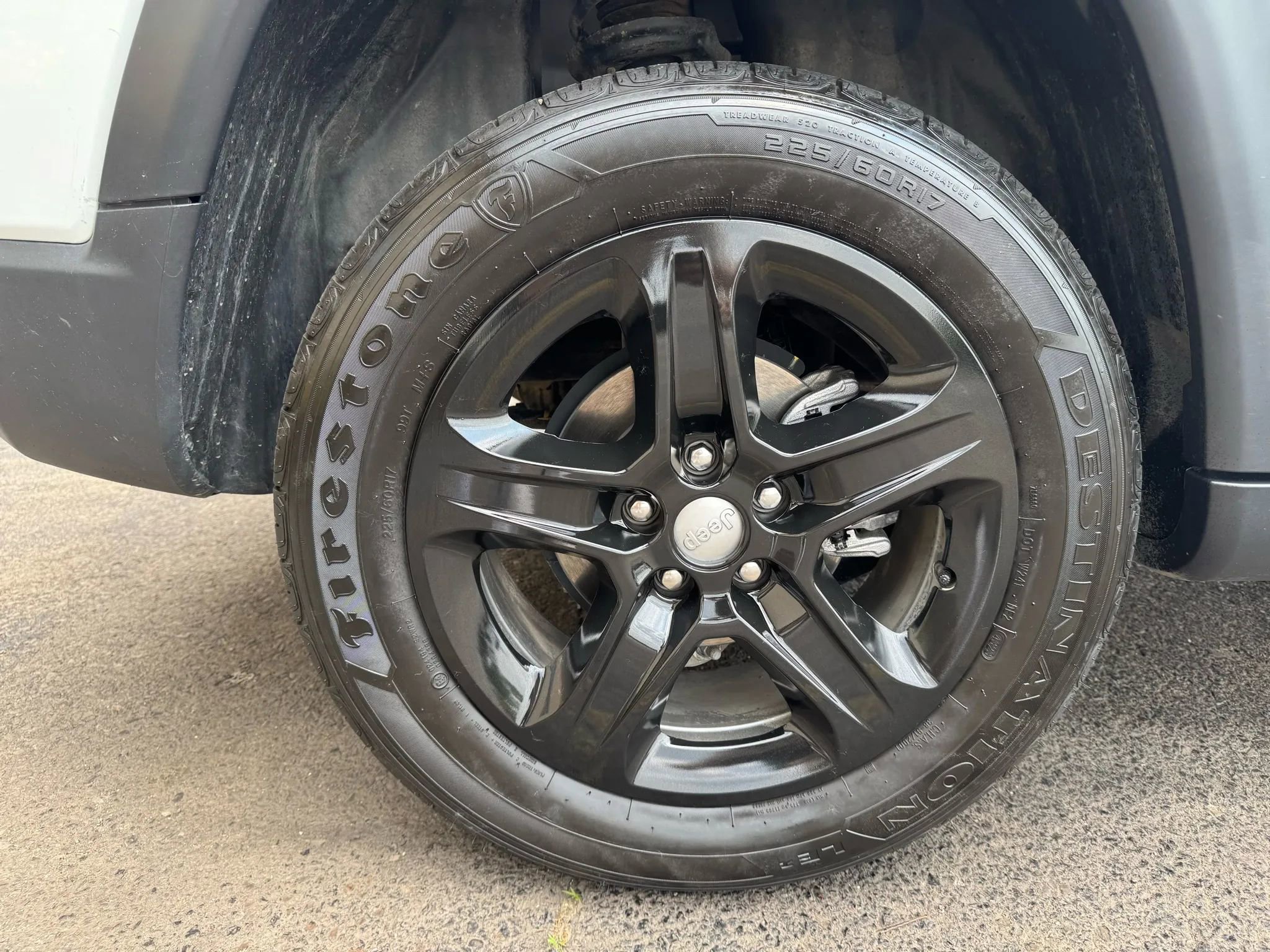 Used 2025 Jeep Compass Limited image 34