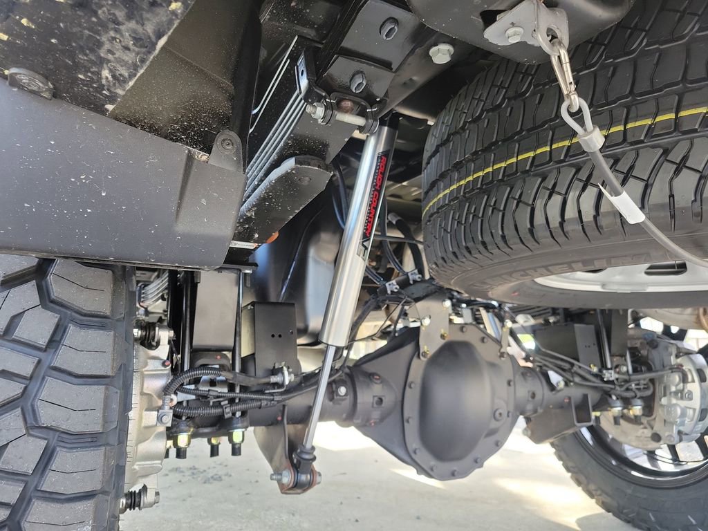 New 2026 GMC Sierra 2500 AT4 w/ AT4 Premium Plus Package image 15