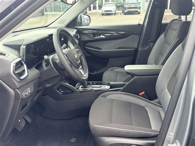 Certified 2024 Chevrolet TrailBlazer LT w/ Convenience Package FWD image 18