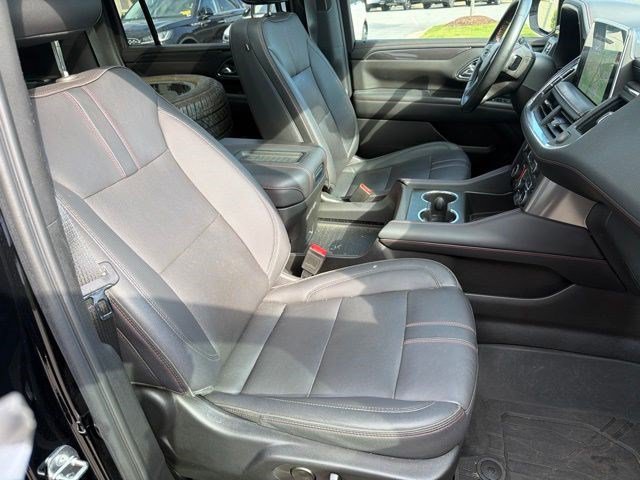 Used 2023 Chevrolet Suburban RST w/ Sport Performance Package AWD/4WD image 26