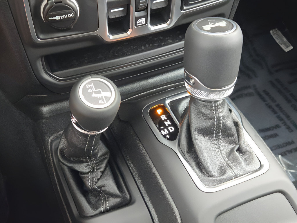 New 2027 Jeep Wrangler Unlimited Sahara AWD/4WD image 33