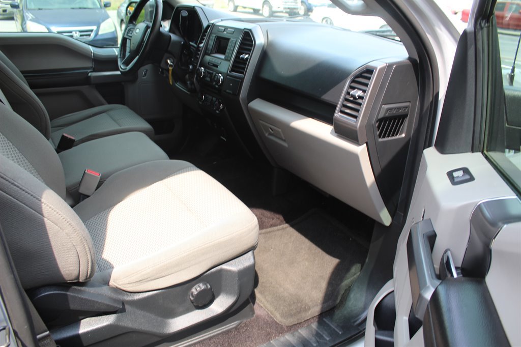 Used 2017 Ford F150 XLT w/ Equipment Group 301A Mid AWD/4WD image 12