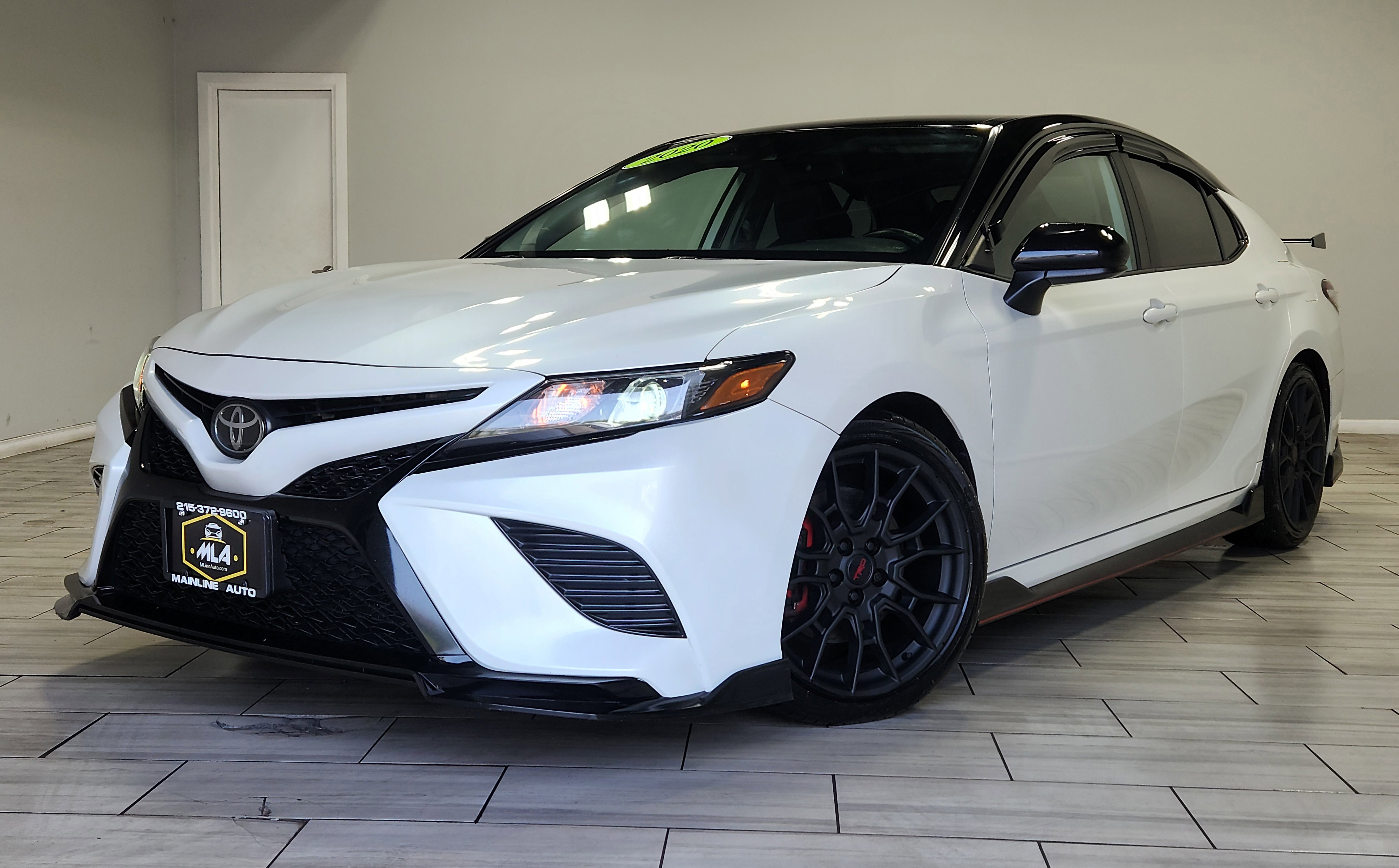 Used 2020 Toyota Camry TRD FWD image 1
