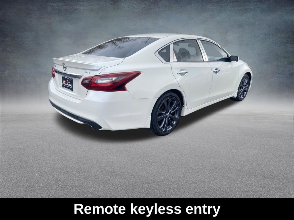 Used 2017 Nissan Altima 2.5 SR FWD image 6