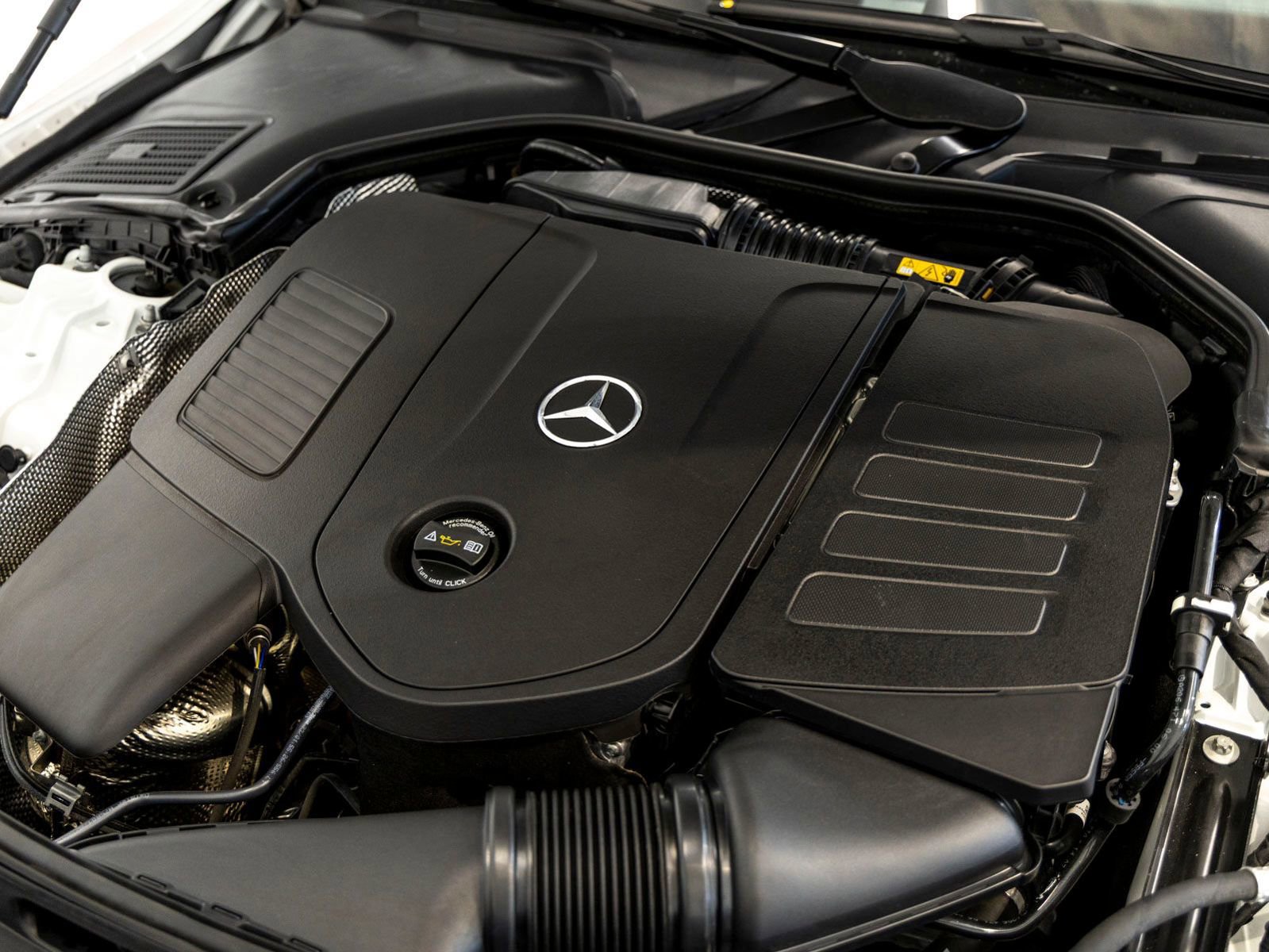 Used 2024 Mercedes-Benz C 300 Sedan image 31
