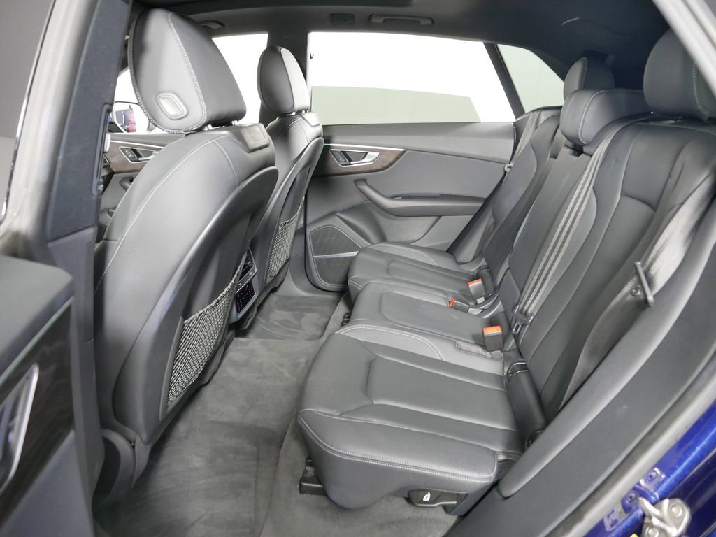 Used 2020 Audi Q8 Premium Plus w/ Premium Plus Package image 12