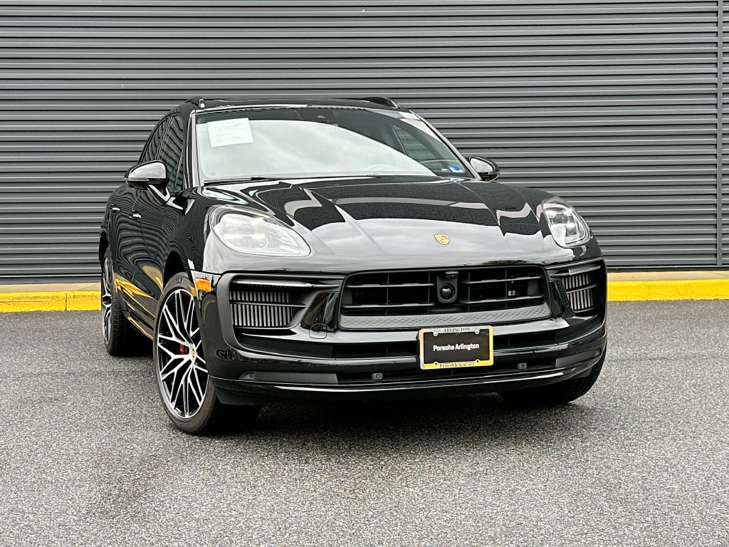 Certified 2023 Porsche Macan S AWD/4WD image 7