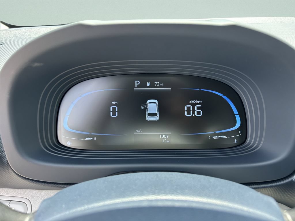 New 2026 Hyundai Venue SEL FWD image 32