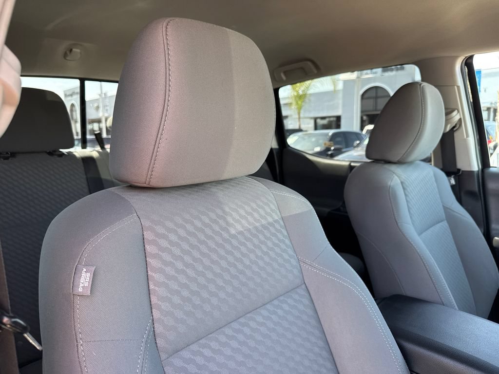 Used 2020 Toyota Tacoma SR5 RWD image 14