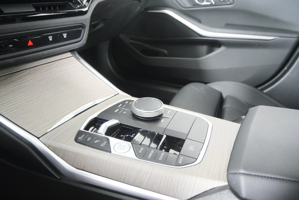 Certified 2026 BMW 330i Sedan RWD image 21