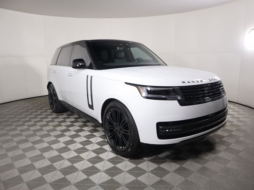 New 2026 Land Rover Range Rover SE image 3
