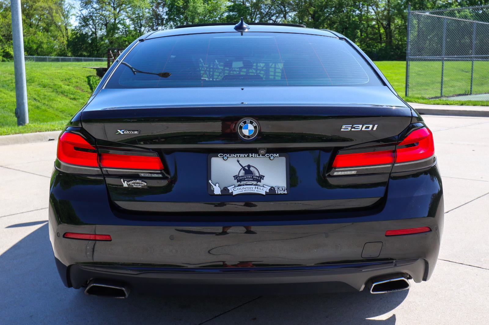 Used 2021 BMW 530i xDrive w/ Premium Package AWD/4WD image 19