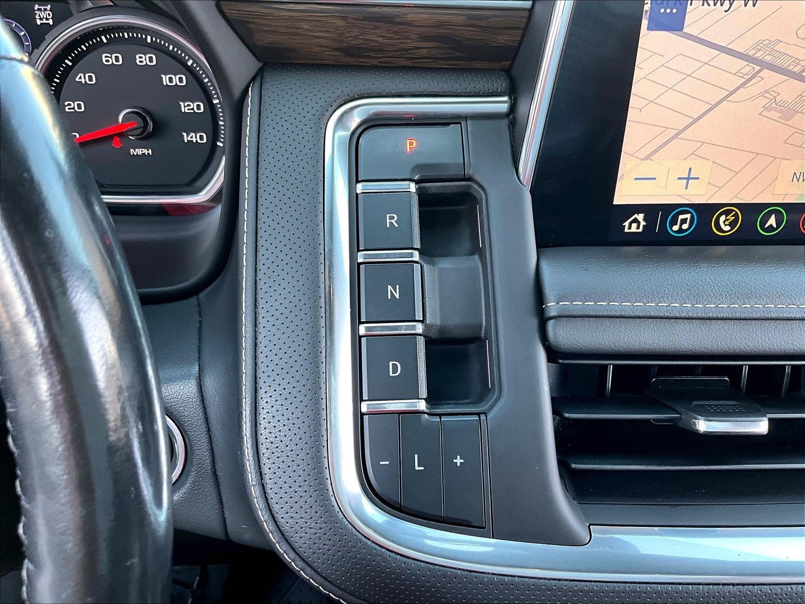Used 2021 Chevrolet Tahoe Premier AWD/4WD image 40