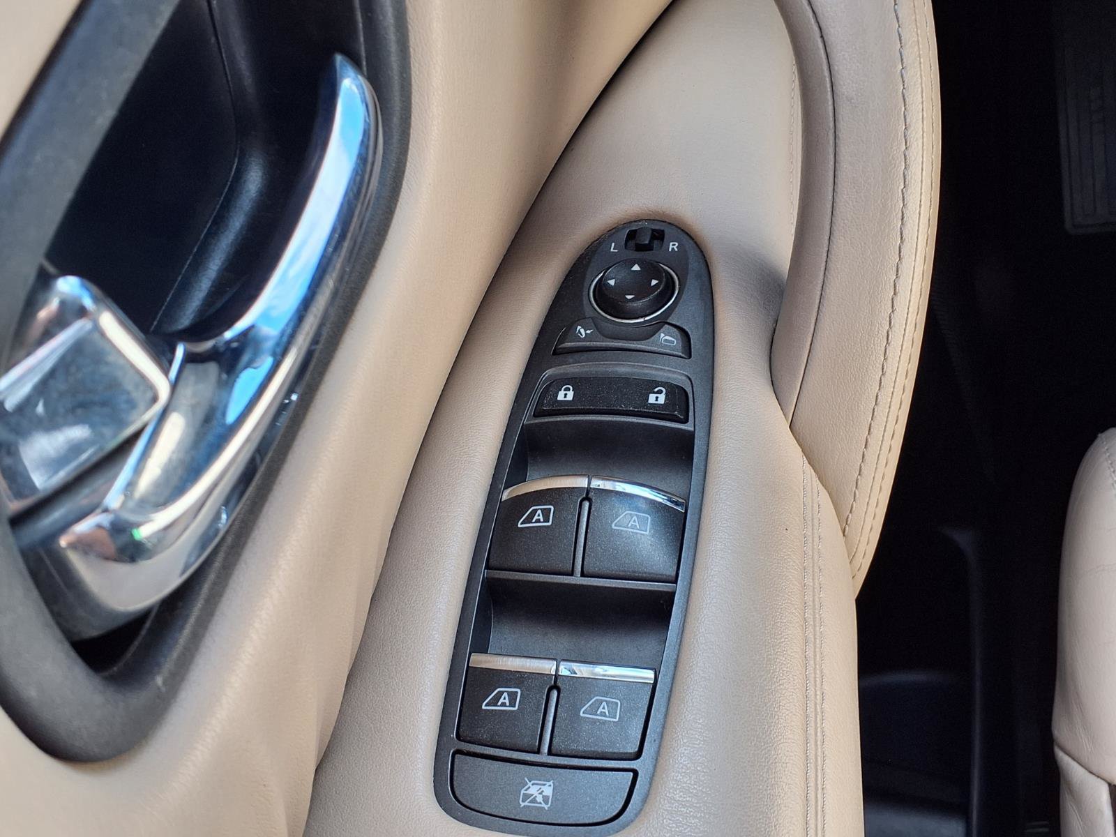 Used 2019 Nissan Armada Platinum w/ Captain's Chairs Package AWD/4WD image 14