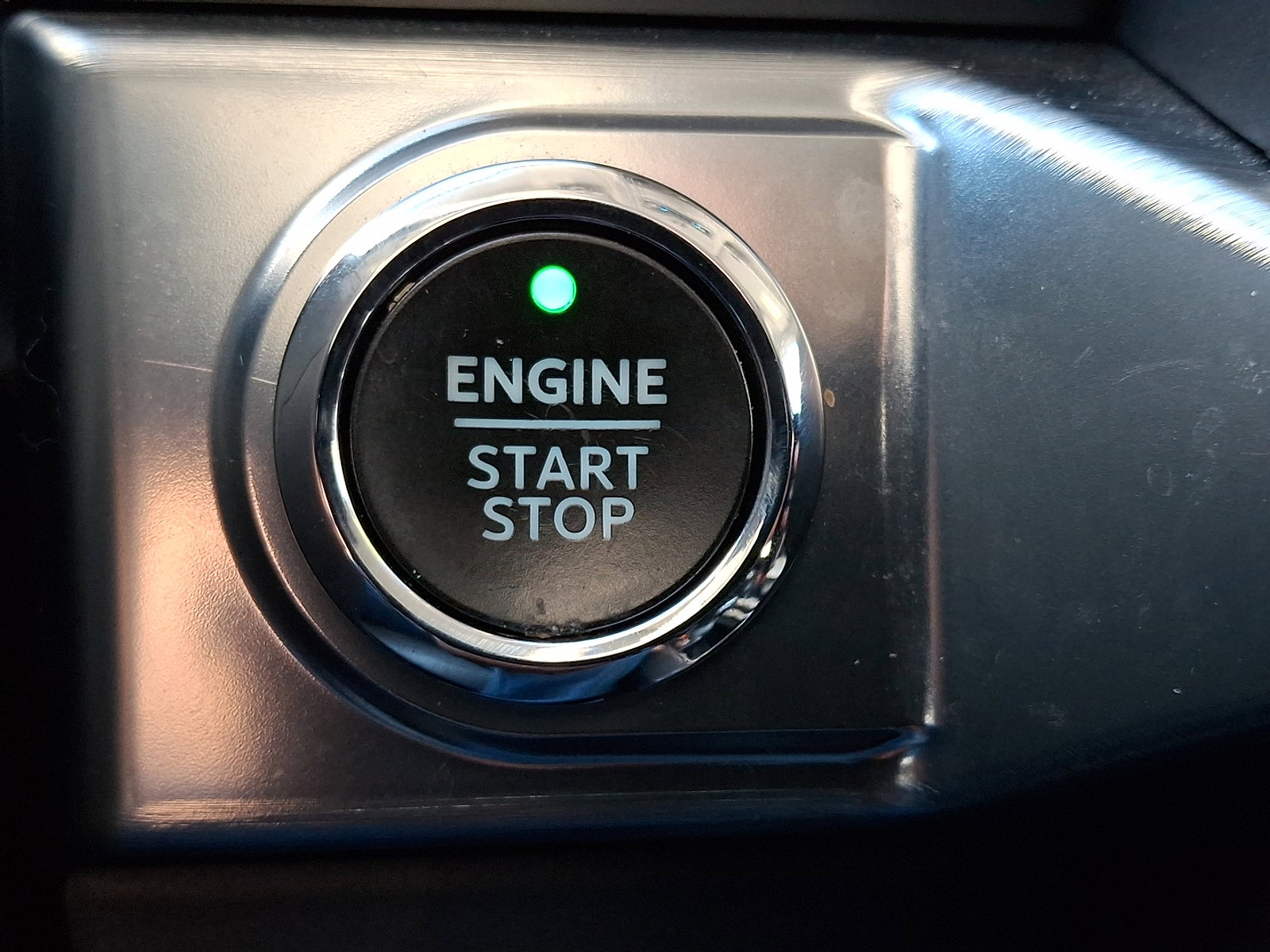 Certified 2022 Ford F150 Lariat w/ Equipment Group 502A High image 24